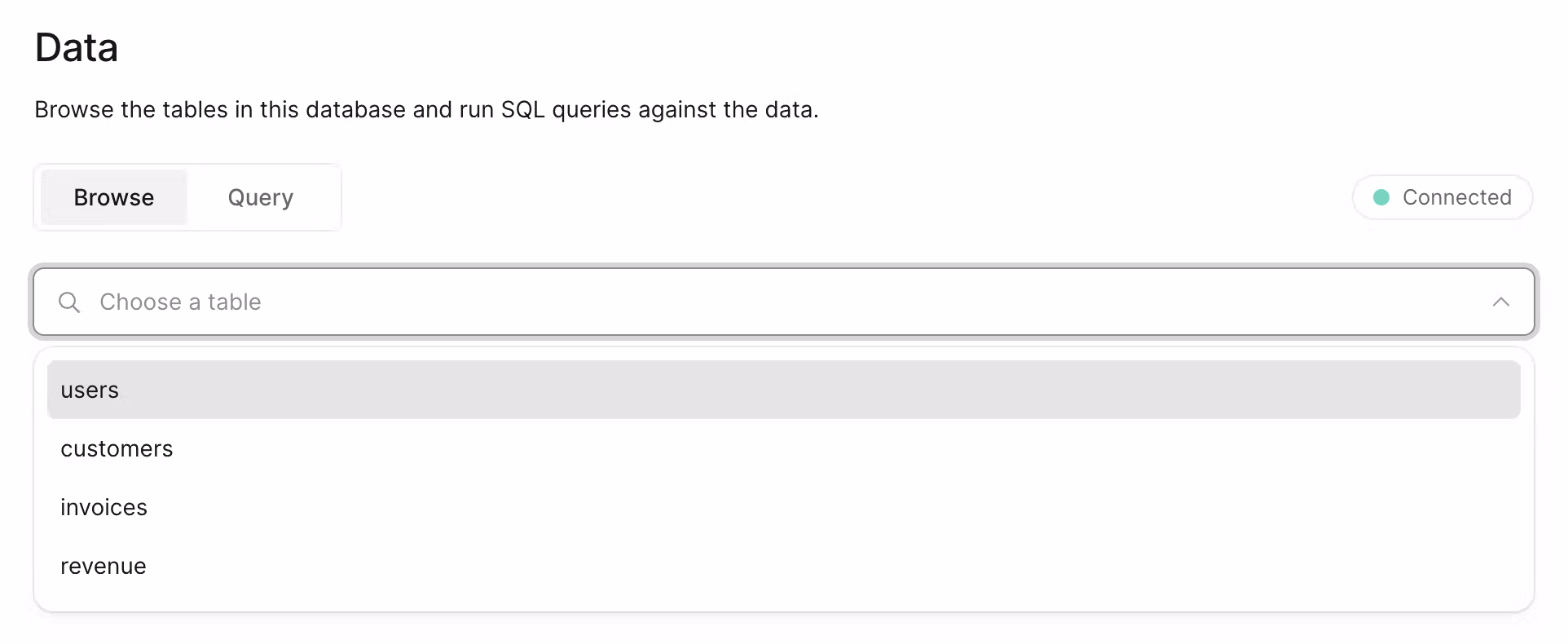 数据库屏幕显示了下拉列表，其中有四个表：users、customers、invoices 和 revenue
